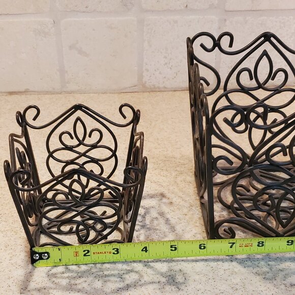 Southern Living at Home Rosedale Plant Holders Set of 2 Wire Baskets - Picture 7 of 13